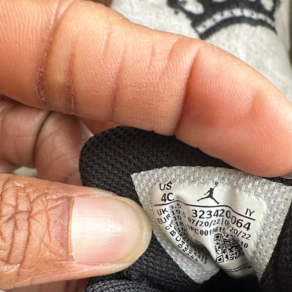 Jordan 6 Rings TD in Black, Red, and White - Picture 13 of 14